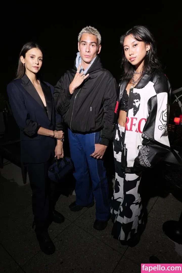 Nina Dobrev / nina Onlyfans Photo Gallery 