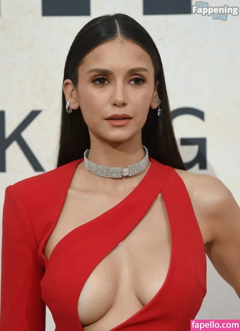 Nina Dobrev / nina Onlyfans Photo Gallery 