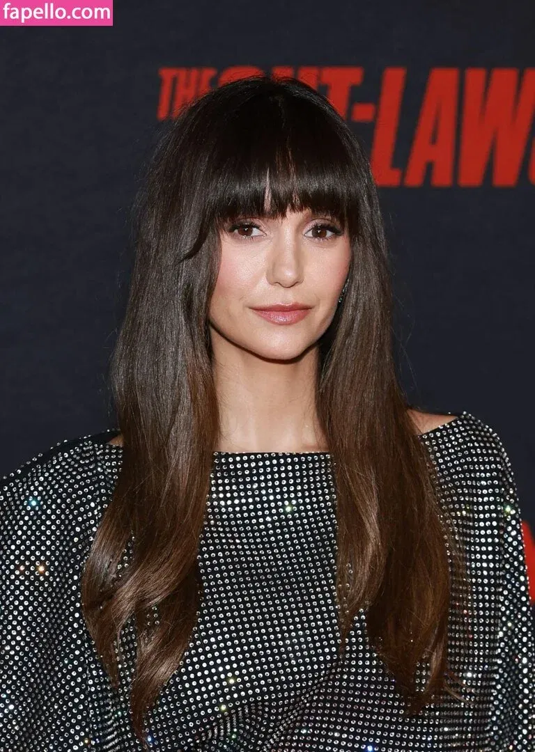 Nina Dobrev / nina Onlyfans Photo Gallery 