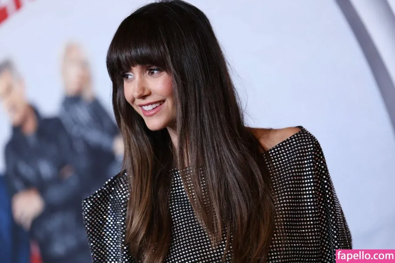 Nina Dobrev / nina Onlyfans Photo Gallery 