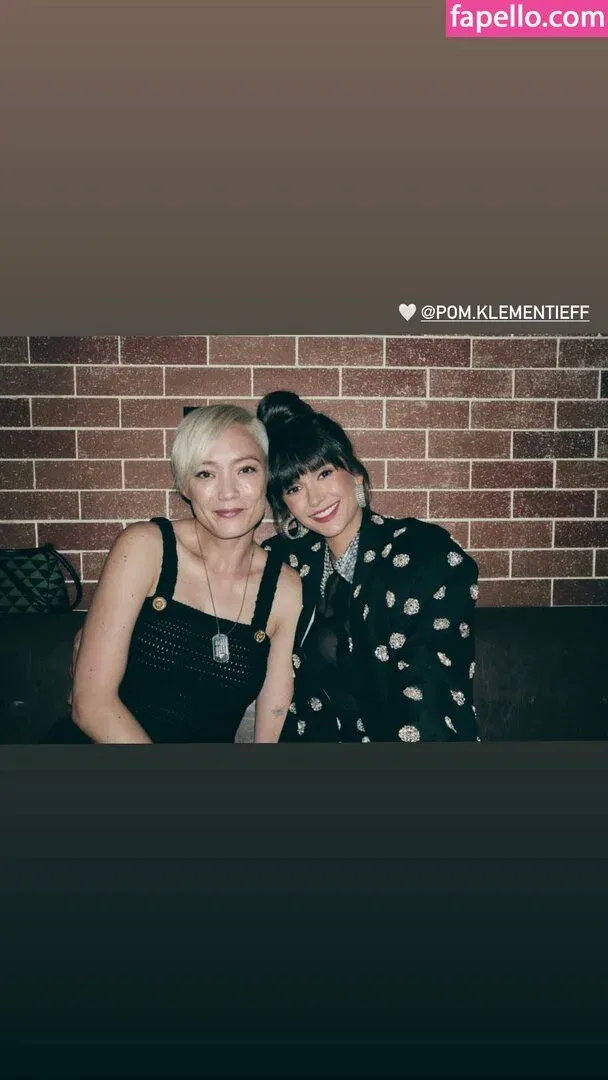 Nina Dobrev / nina Onlyfans Photo Gallery 