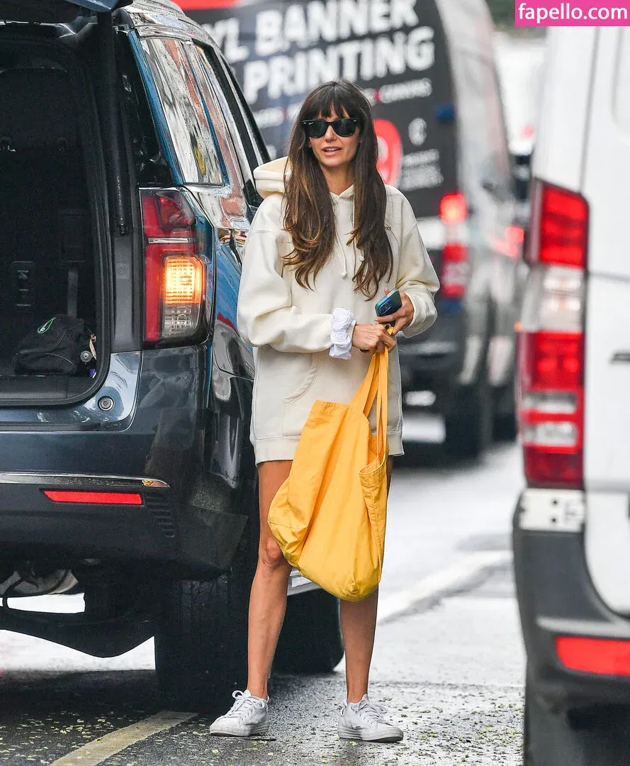 Nina Dobrev / nina Onlyfans Photo Gallery 