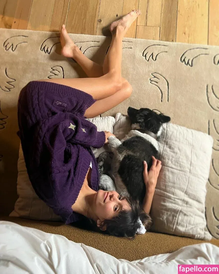 Nina Dobrev / nina Onlyfans Photo Gallery 