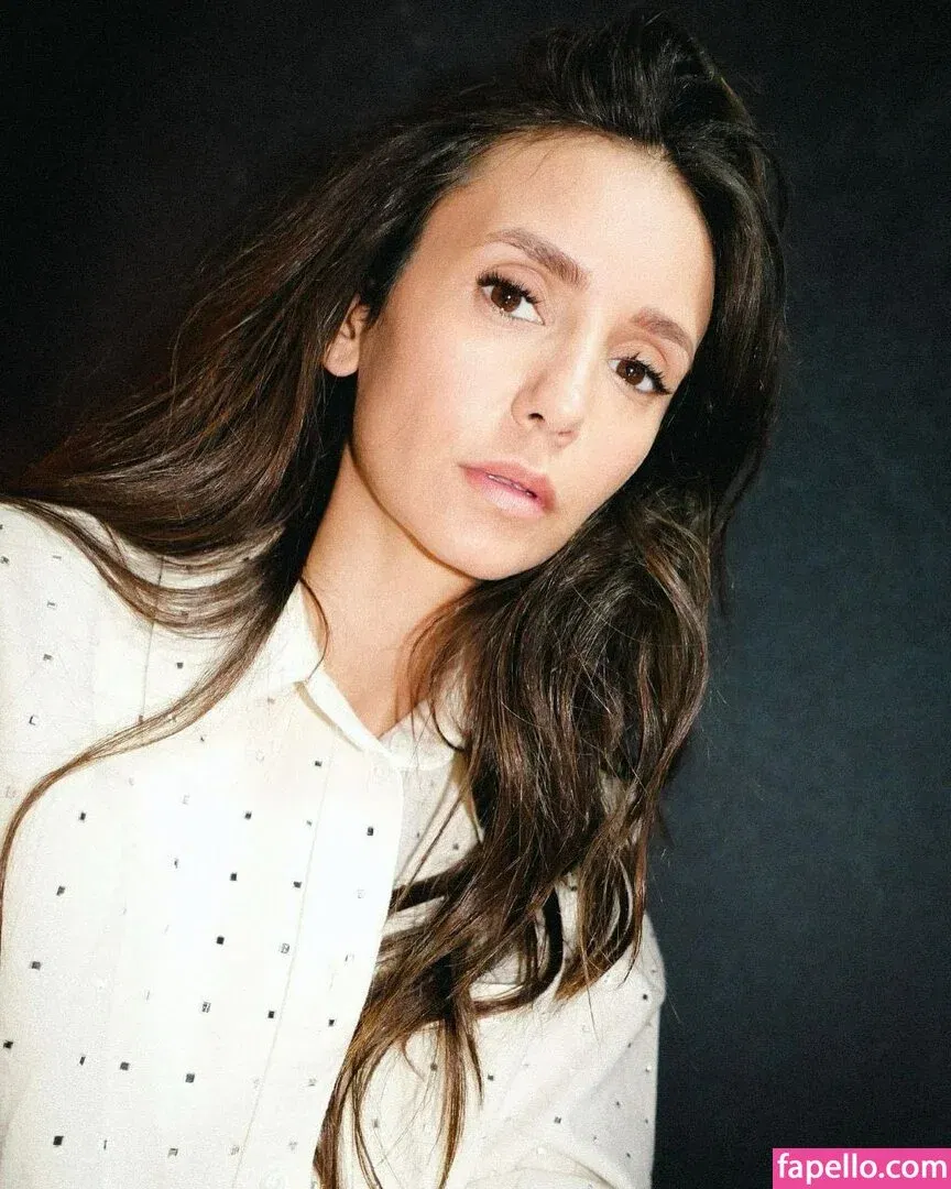 Nina Dobrev / nina Onlyfans Photo Gallery 