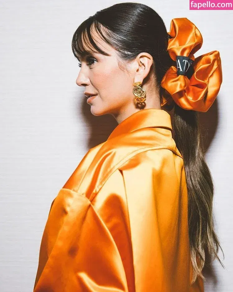 Nina Dobrev / nina Onlyfans Photo Gallery 