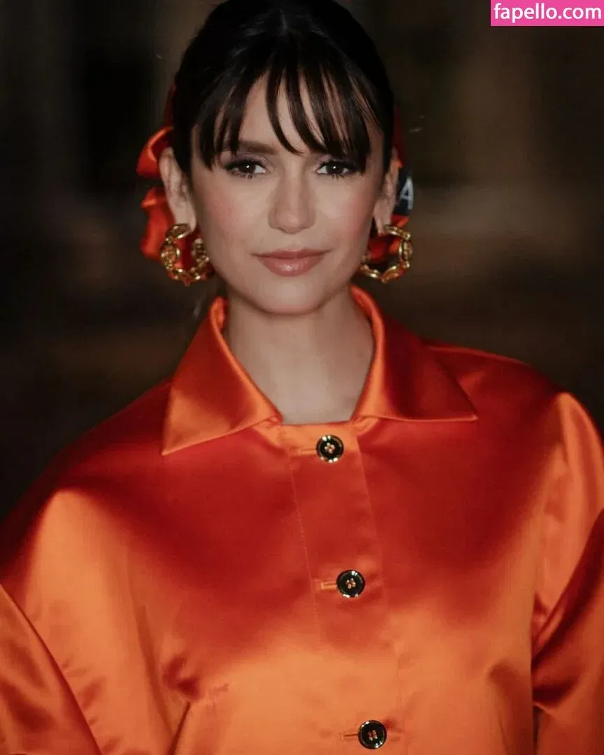 Nina Dobrev / nina Onlyfans Photo Gallery 