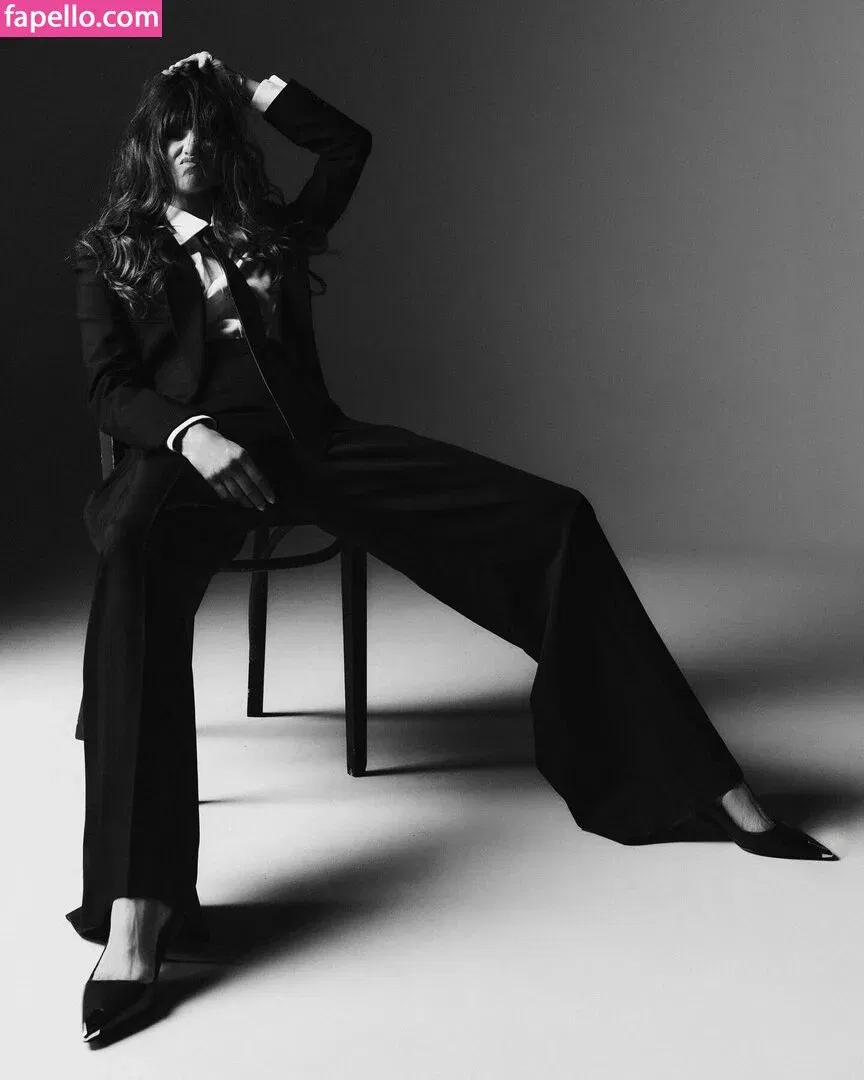 Nina Dobrev / nina Onlyfans Photo Gallery 