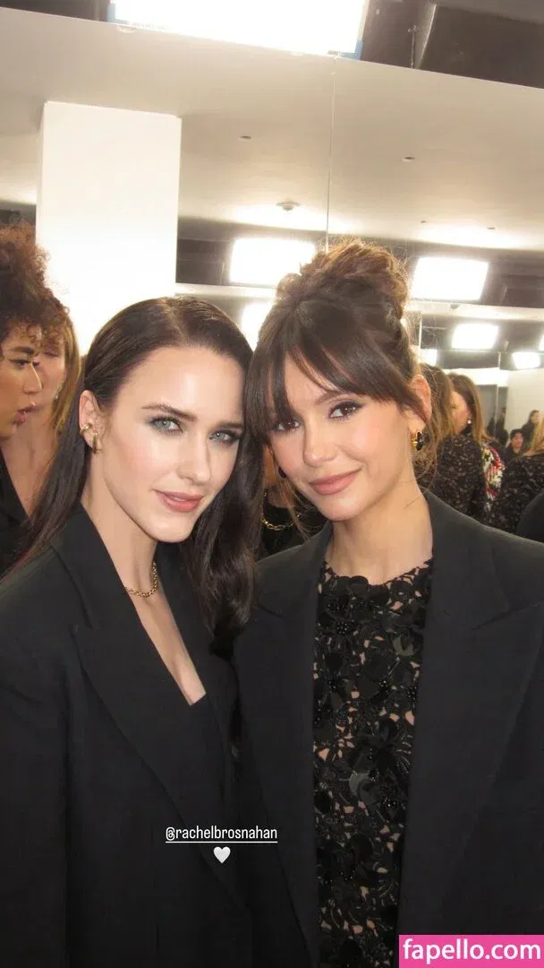 Nina Dobrev / nina Onlyfans Photo Gallery 