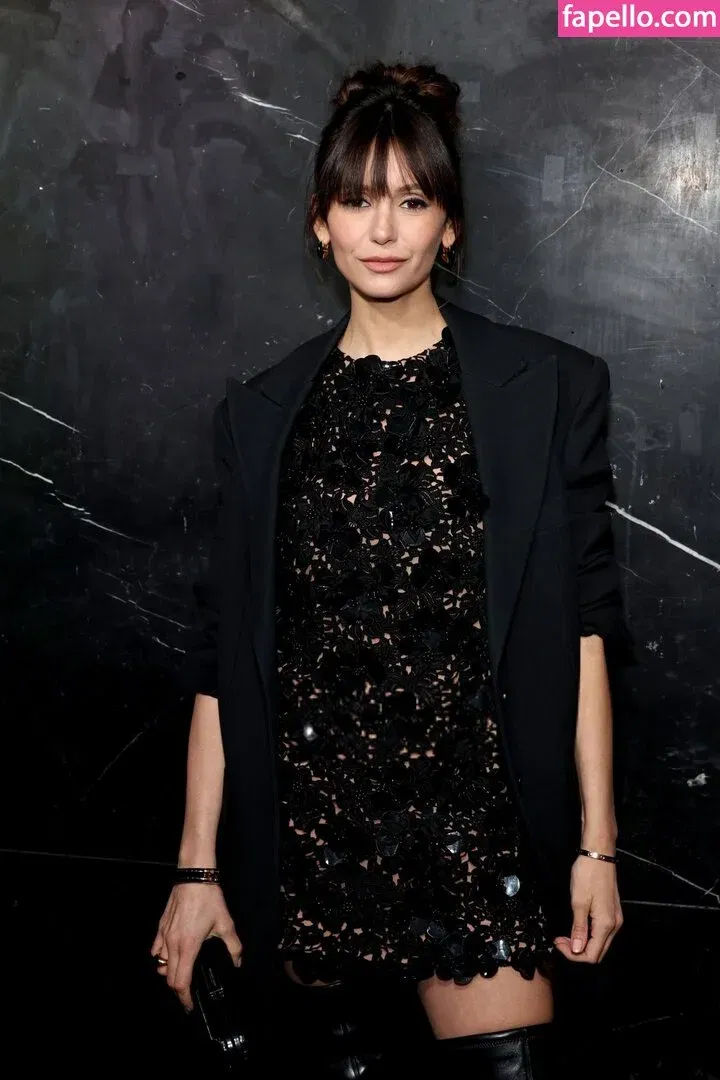 Nina Dobrev / nina Onlyfans Photo Gallery 