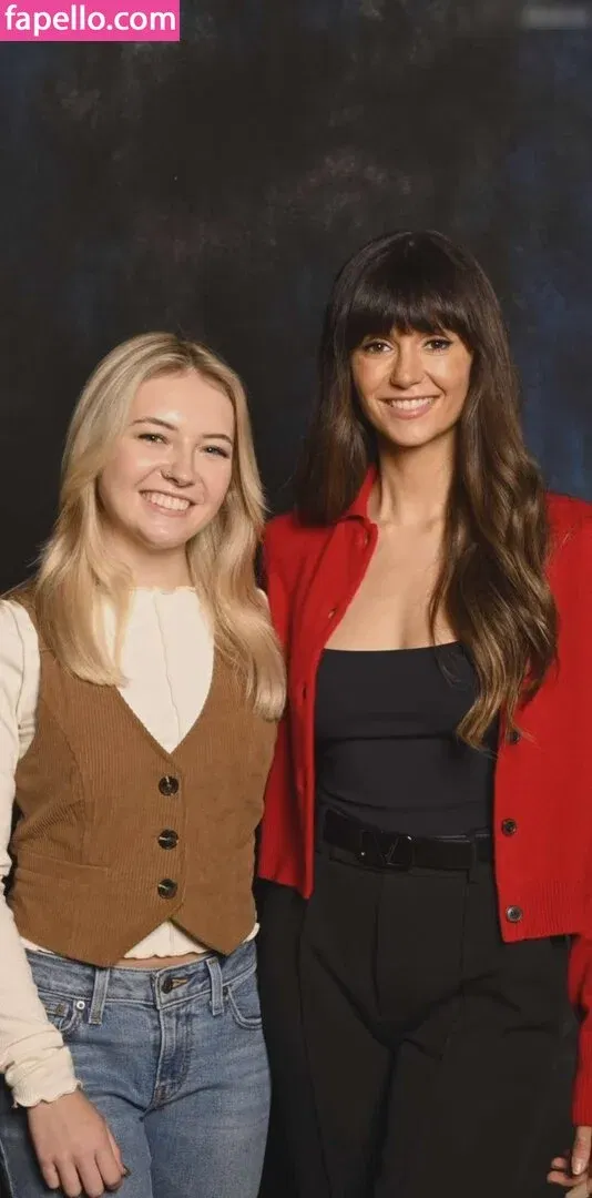 Nina Dobrev / nina Onlyfans Photo Gallery 