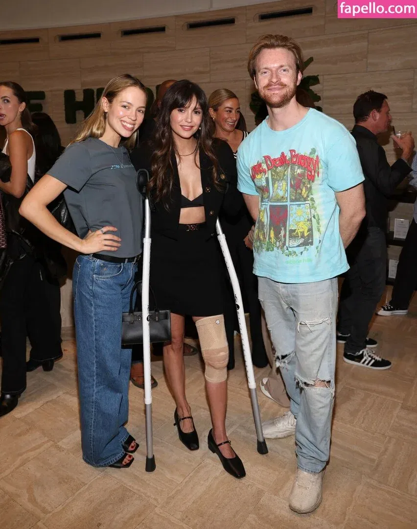 Nina Dobrev / nina Onlyfans Photo Gallery 