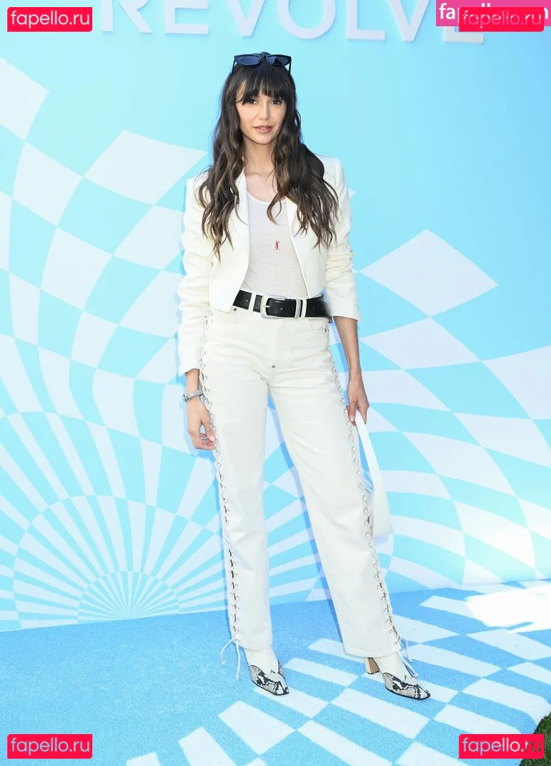 Nina Dobrev / nina Onlyfans Photo Gallery 