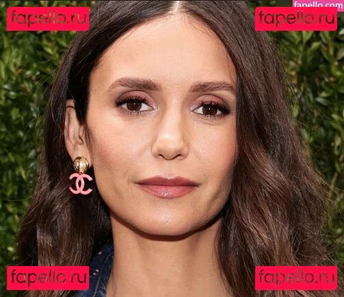 Nina Dobrev / nina Onlyfans Photo Gallery 