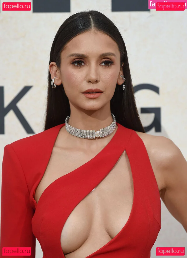 Nina Dobrev / nina Onlyfans Photo Gallery 