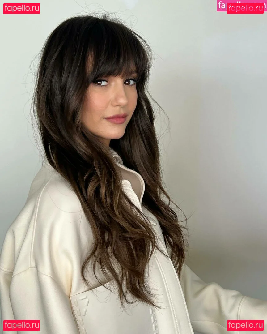 Nina Dobrev / nina Onlyfans Photo Gallery 