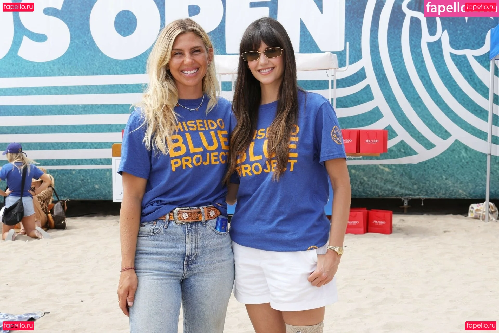 Nina Dobrev / nina Onlyfans Photo Gallery 