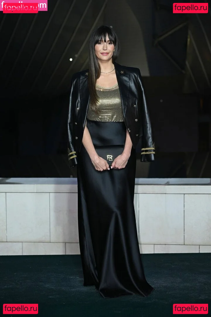 Nina Dobrev / nina Onlyfans Photo Gallery 