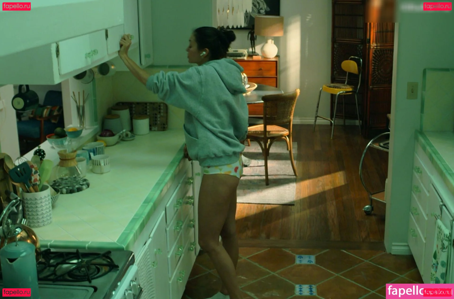 Nina Dobrev / nina Onlyfans Photo Gallery 