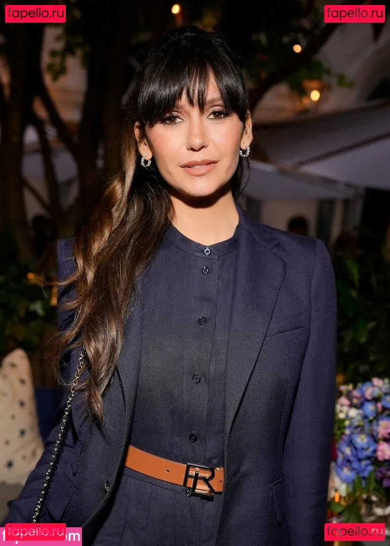 Nina Dobrev / nina Onlyfans Photo Gallery 