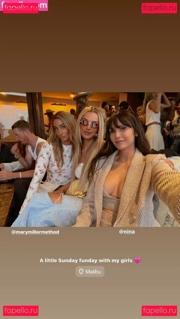 Nina Dobrev / nina Onlyfans Photo Gallery 