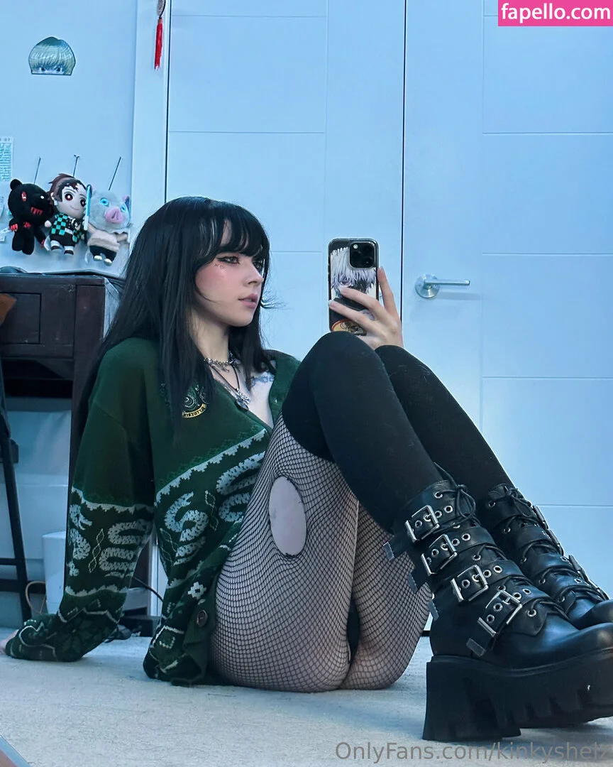 Ramenshelz / kinkyshelz Onlyfans Photo Gallery 