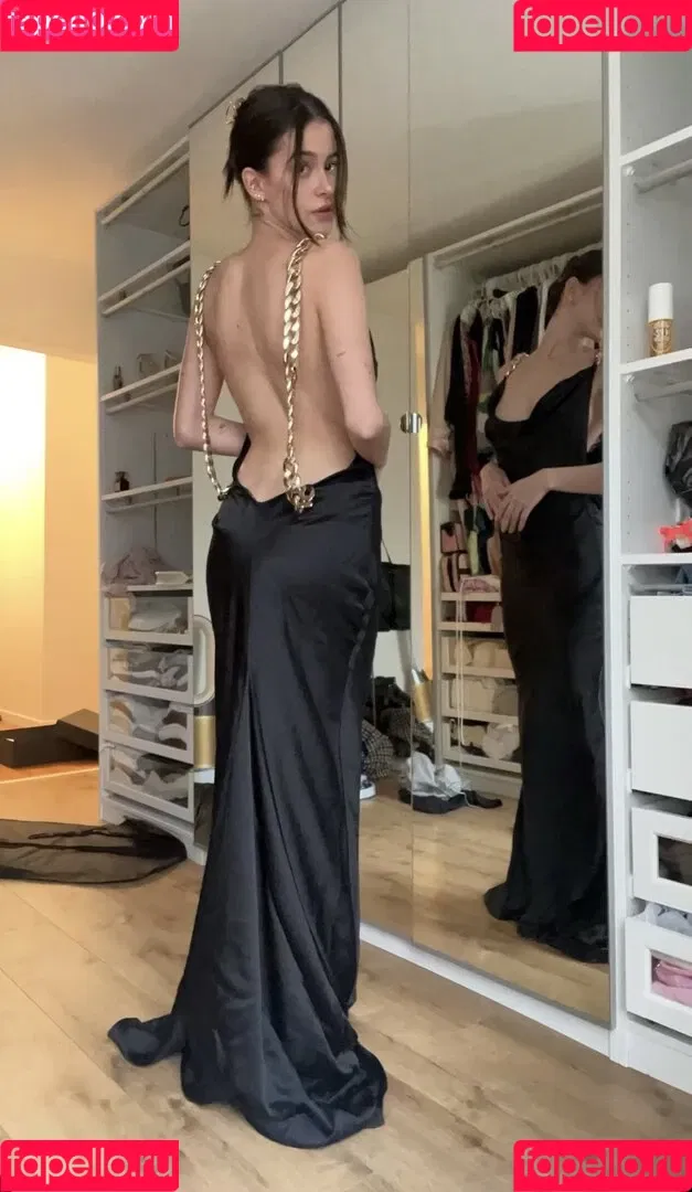 Léa Elui / leaelui Onlyfans Photo Gallery 
