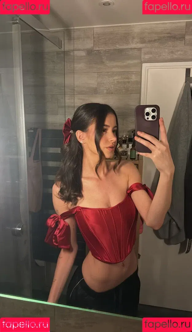 Léa Elui / leaelui Onlyfans Photo Gallery 