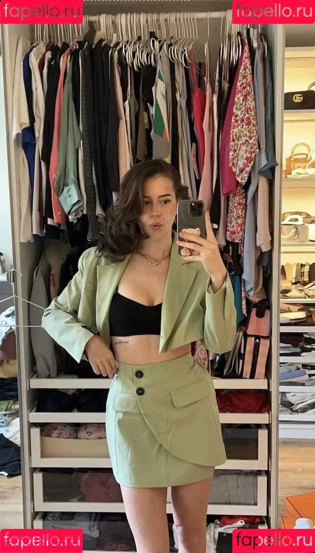 Léa Elui / leaelui Onlyfans Photo Gallery 