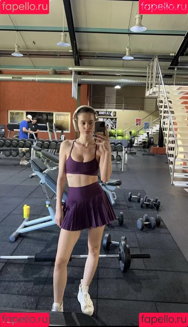 Léa Elui / leaelui Onlyfans Photo Gallery 