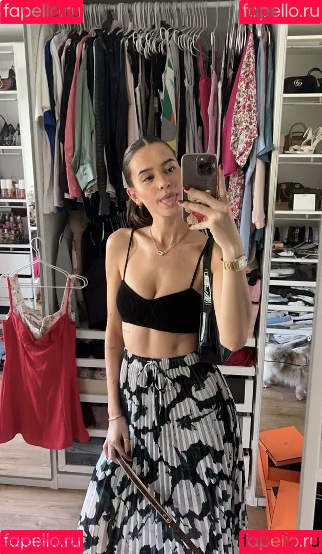 Léa Elui / leaelui Onlyfans Photo Gallery 