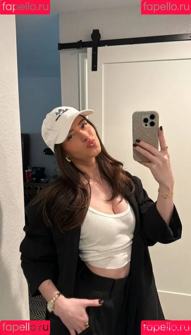 Léa Elui / leaelui Onlyfans Photo Gallery 