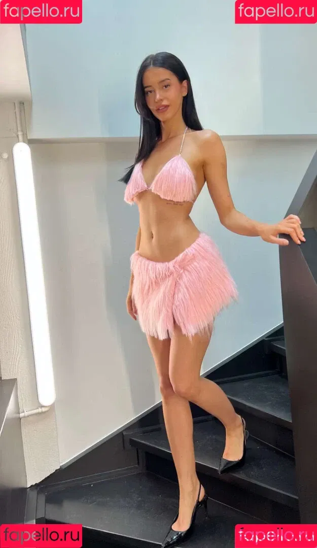 Léa Elui / leaelui Onlyfans Photo Gallery 