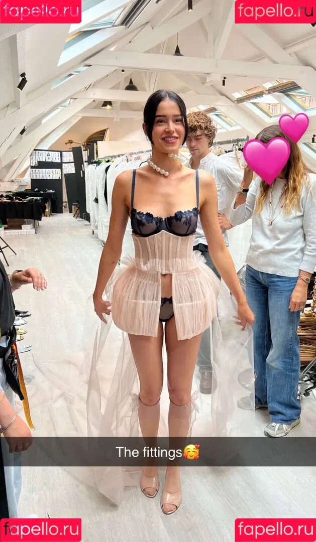Léa Elui / leaelui Onlyfans Photo Gallery 