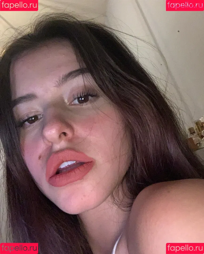 Léa Elui / leaelui Onlyfans Photo Gallery 