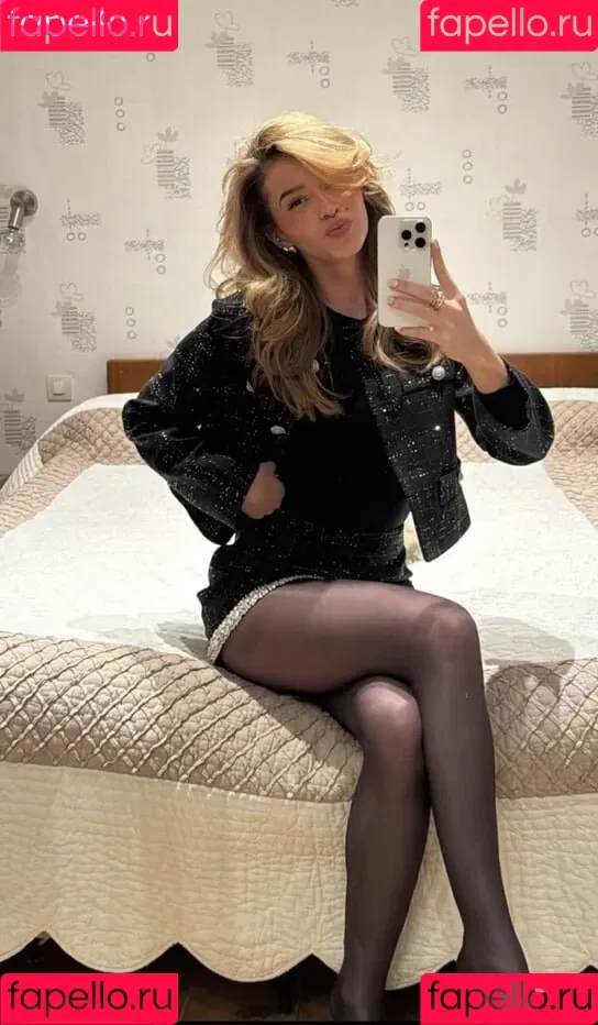 Léa Elui / leaelui Onlyfans Photo Gallery 