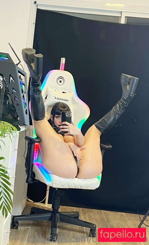Dem0nmika Nude Onlyfans Photo 33