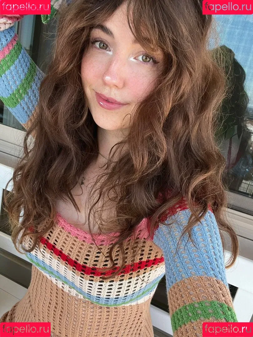 Breebunn / bunnbree Onlyfans Photo Gallery 
