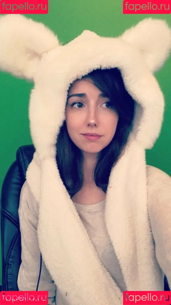 Breebunn / bunnbree Onlyfans Photo Gallery 