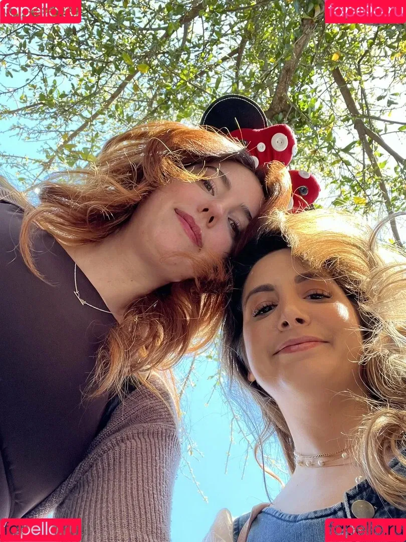 Breebunn / bunnbree Onlyfans Photo Gallery 