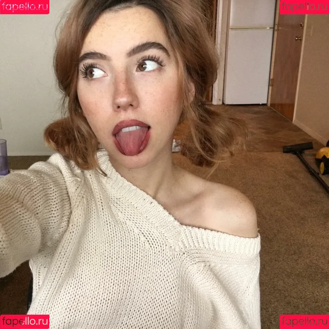 Breebunn / bunnbree Onlyfans Photo Gallery 