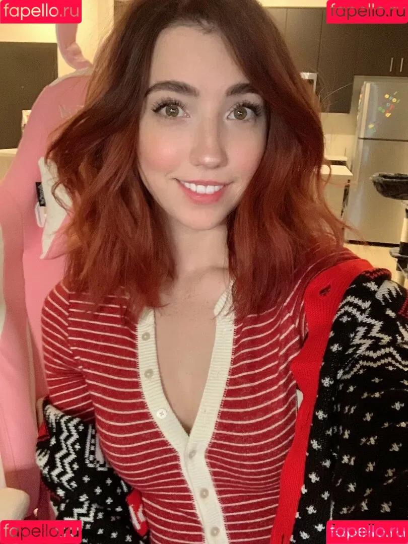 Breebunn / bunnbree Onlyfans Photo Gallery 