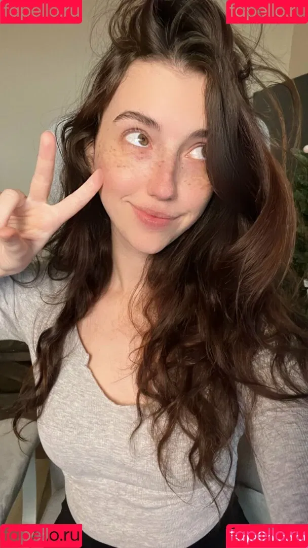 Breebunn / bunnbree Onlyfans Photo Gallery 