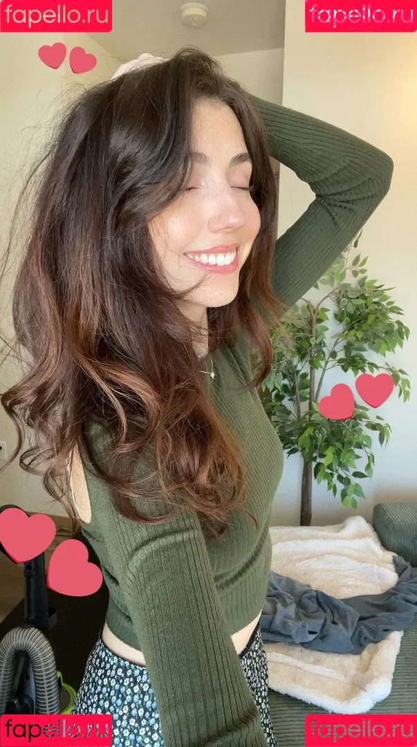 Breebunn / bunnbree Onlyfans Photo Gallery 