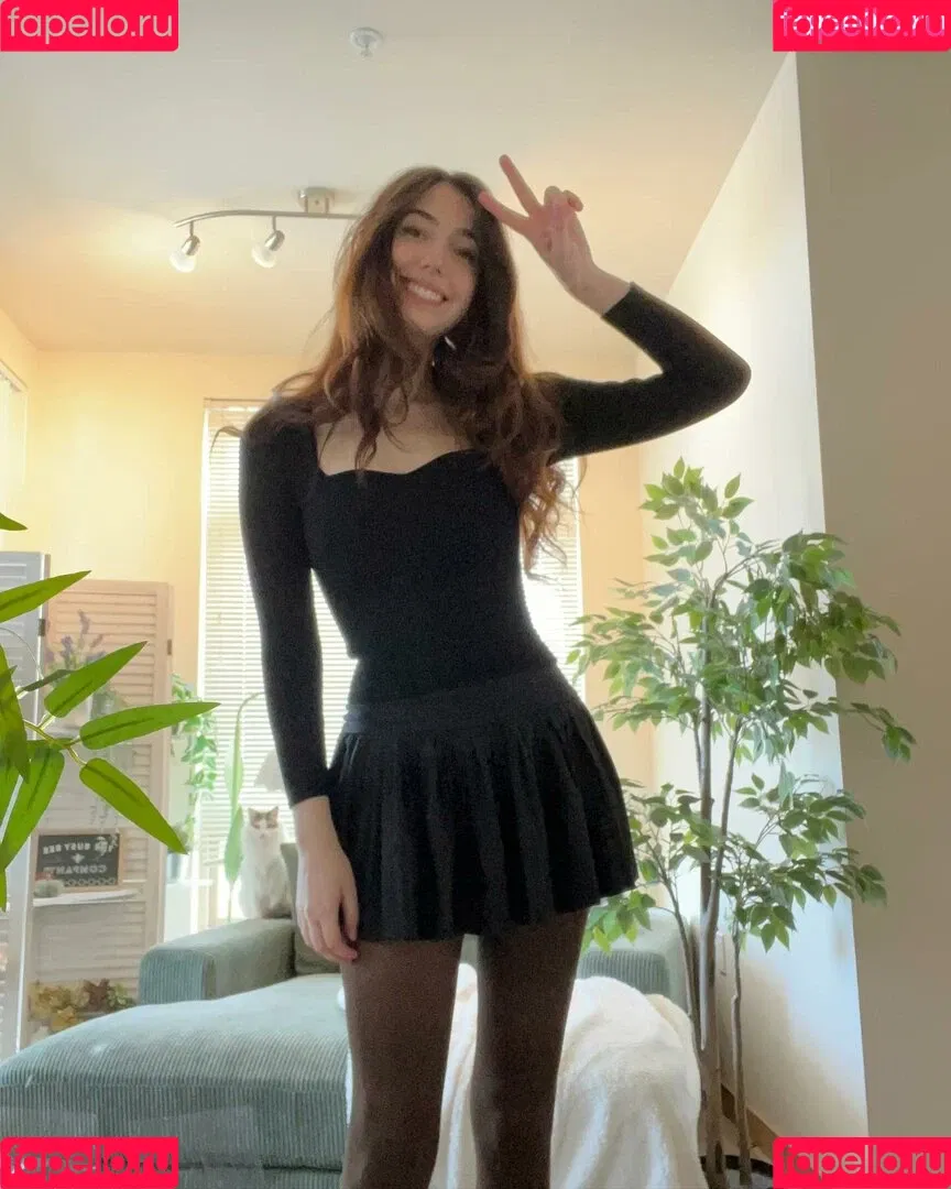 Breebunn / bunnbree Onlyfans Photo Gallery 