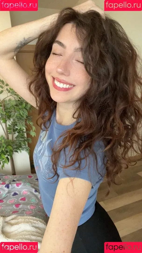 Breebunn / bunnbree Onlyfans Photo Gallery 