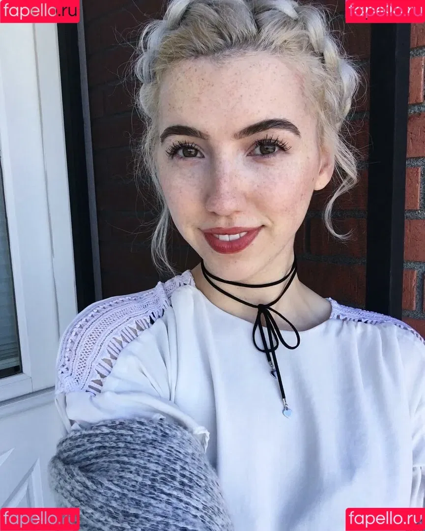 Breebunn / bunnbree Onlyfans Photo Gallery 
