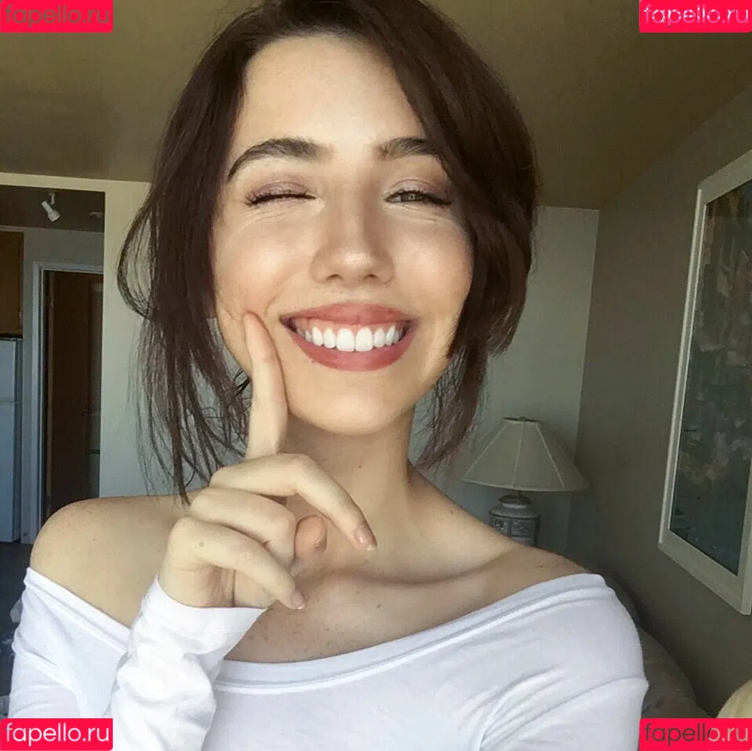 Breebunn / bunnbree Onlyfans Photo Gallery 