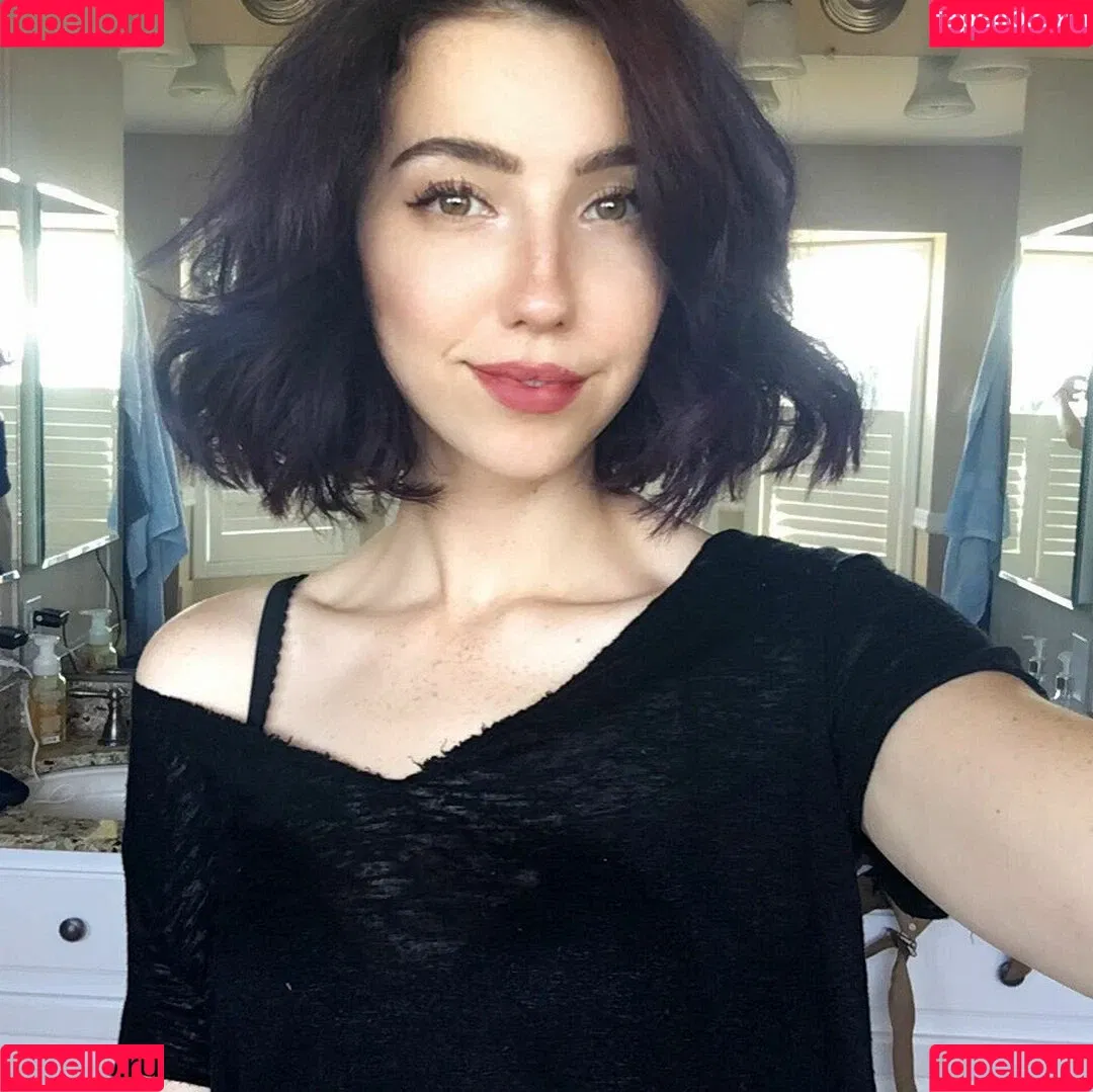 Breebunn / bunnbree Onlyfans Photo Gallery 