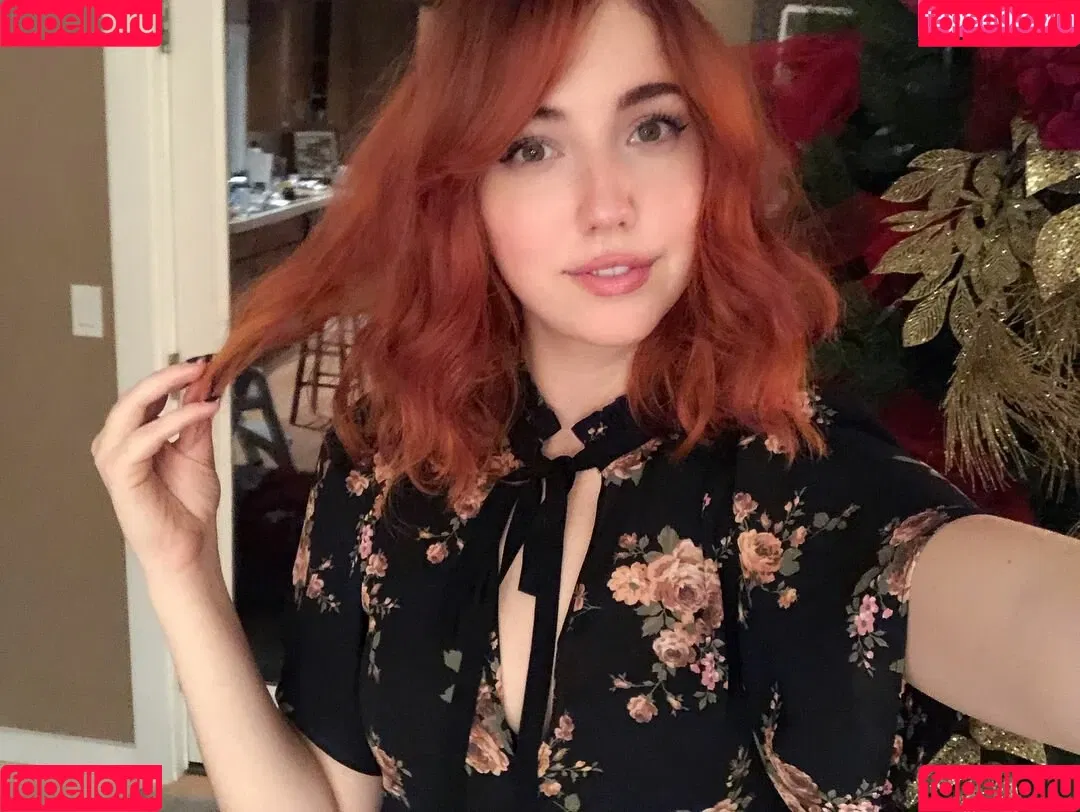 Breebunn / bunnbree Onlyfans Photo Gallery 