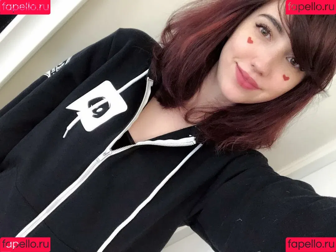 Breebunn / bunnbree Onlyfans Photo Gallery 